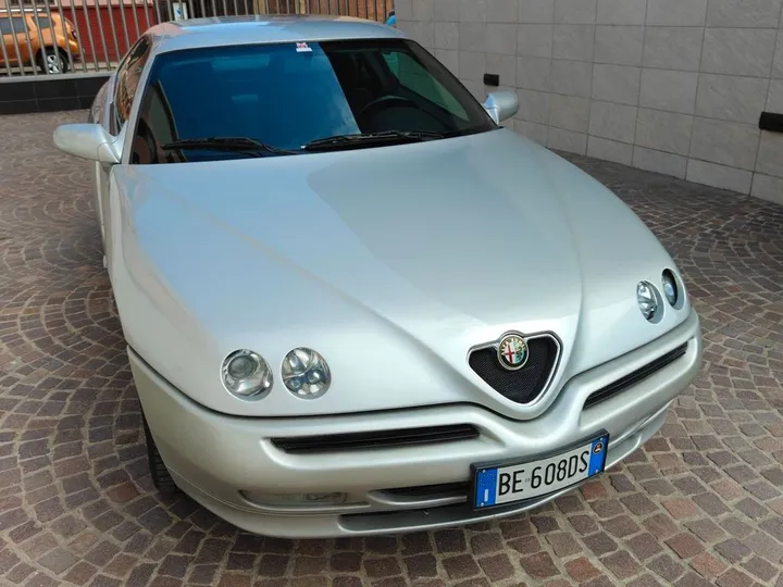 Alfa Romeo GTV
