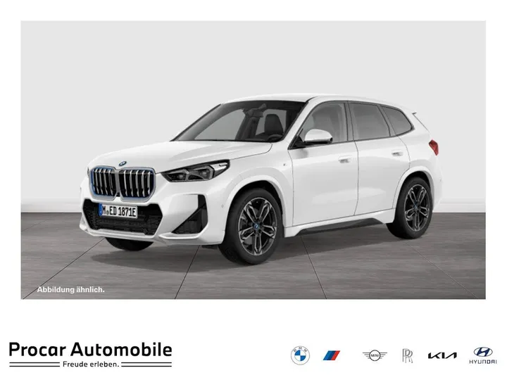 BMW iX1