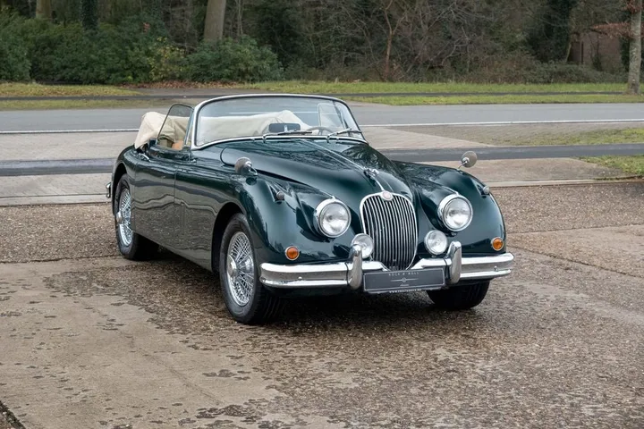 Jaguar XK