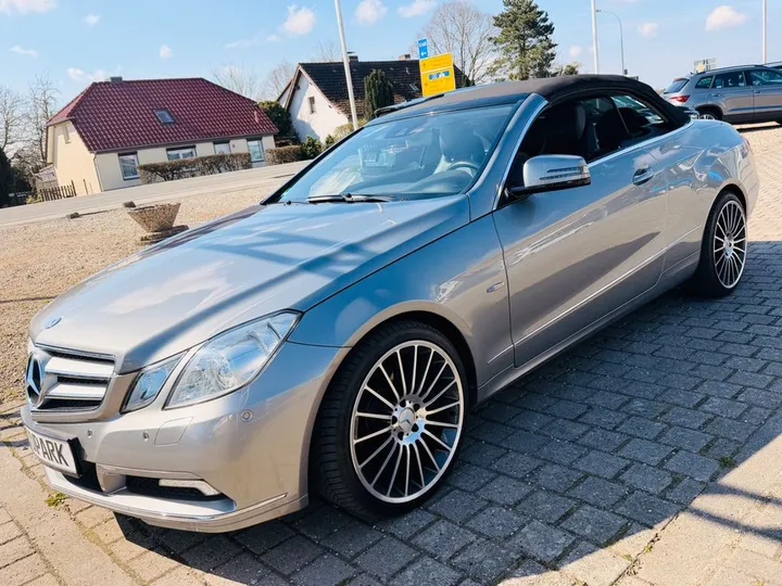Mercedes-Benz E 250