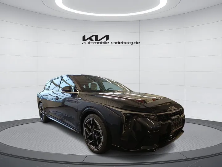 Kia K4