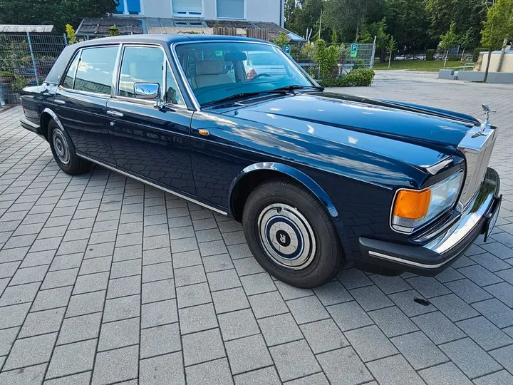 Rolls-Royce Silver Spur
