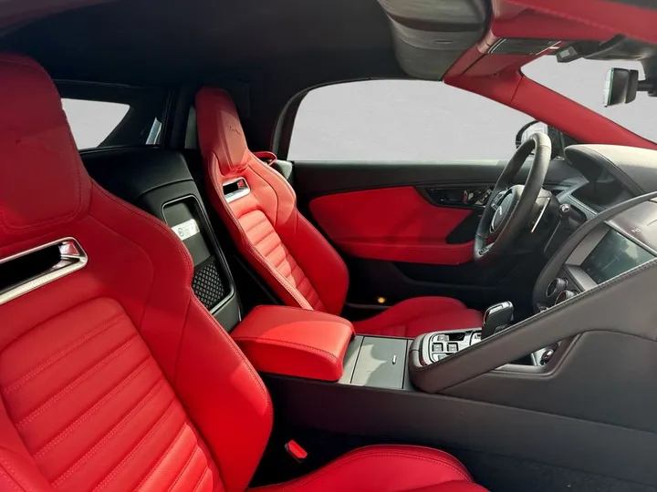 Jaguar F-Type