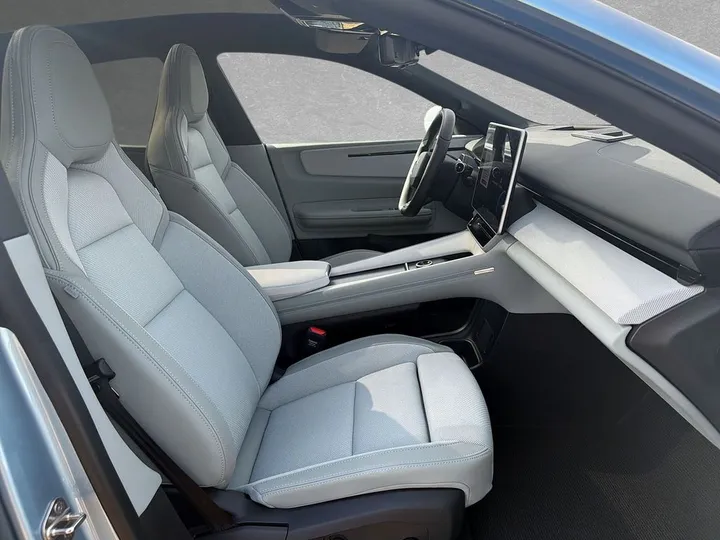 Polestar 4