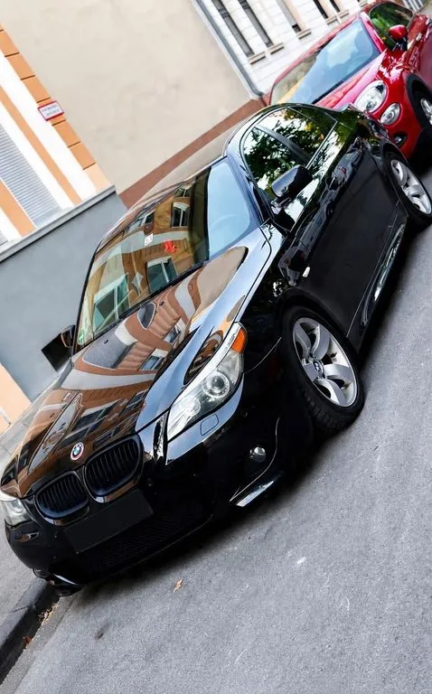 BMW 525
