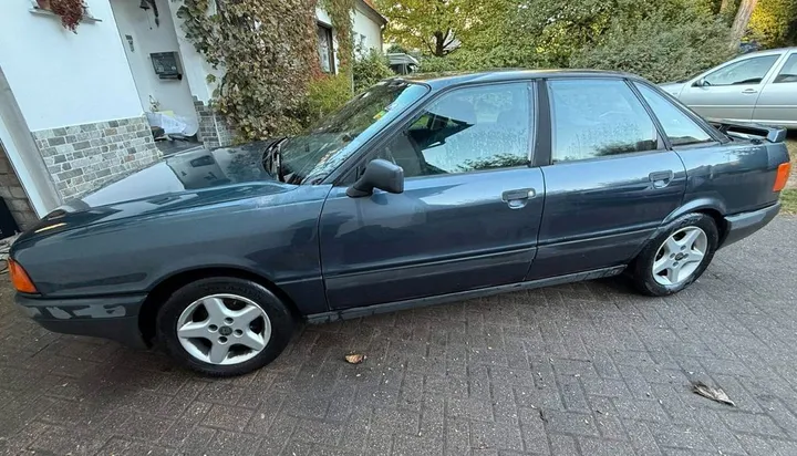 Audi 80