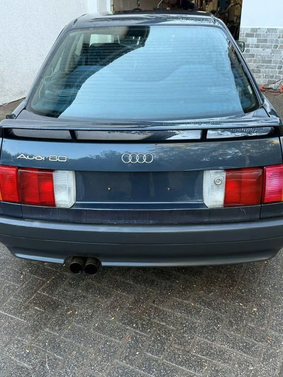 Audi 80