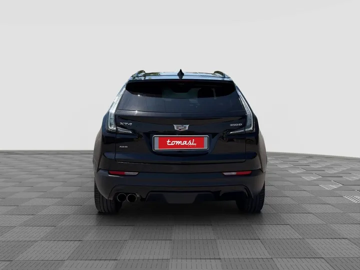 Cadillac XT4