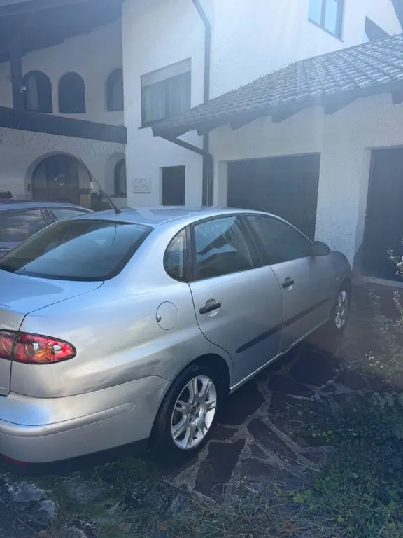 Seat Cordoba
