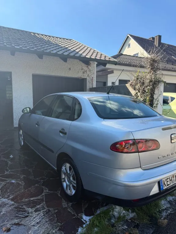 Seat Cordoba