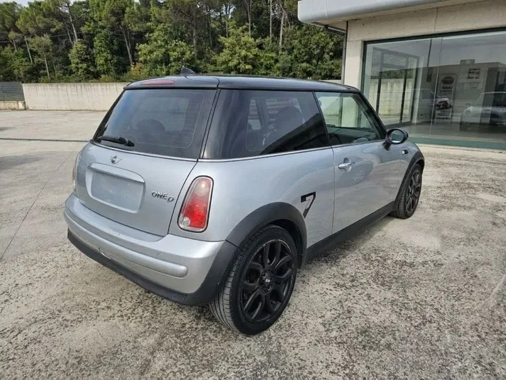 MINI One D