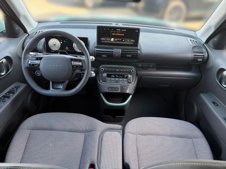Hyundai INSTER