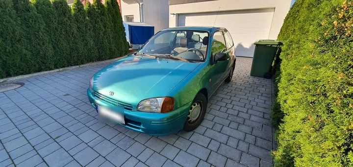 Toyota Starlet