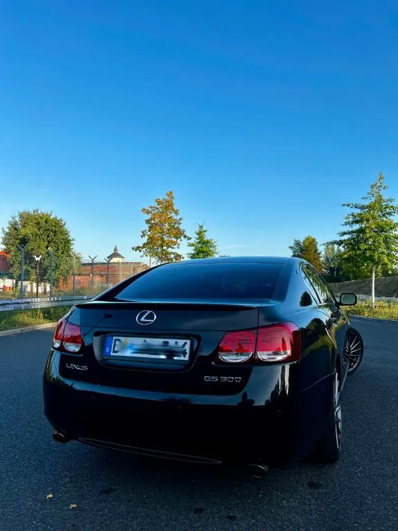Lexus GS 300