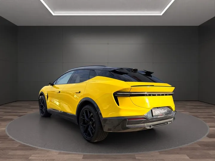 Lotus Eletre