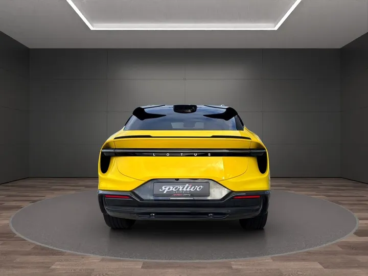 Lotus Eletre