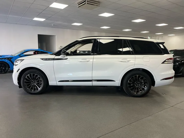 Lincoln Aviator