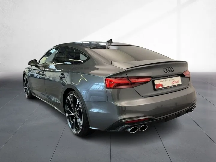 Audi S5