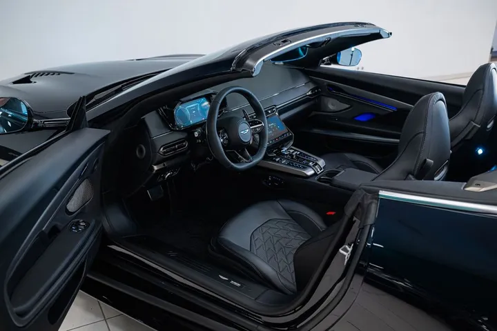 Aston Martin Vanquish