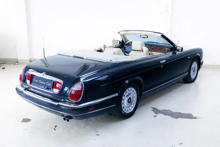 Rolls-Royce Corniche