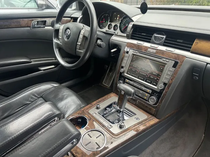 Volkswagen Phaeton