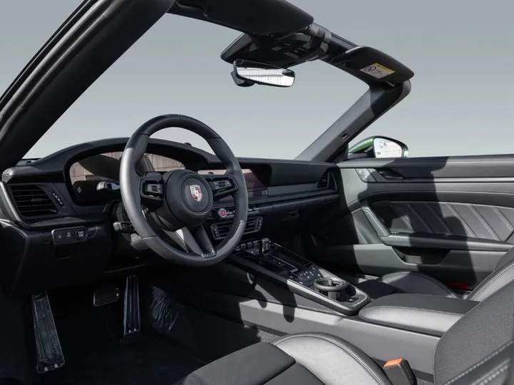 Porsche 992