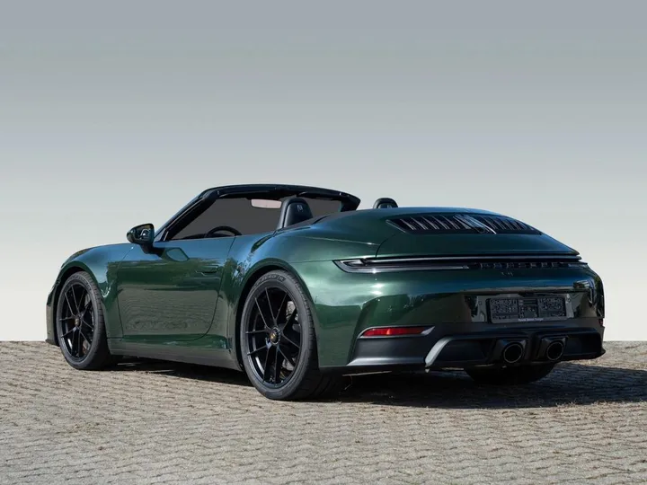 Porsche 992