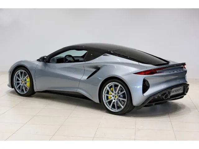 Lotus Emira
