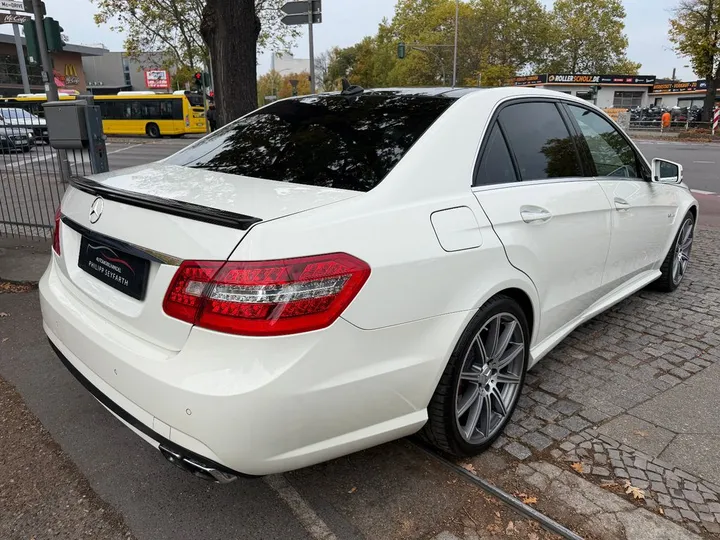 Mercedes-Benz E 63 AMG
