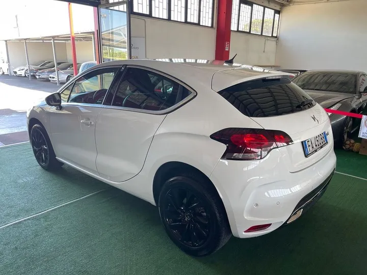 DS Automobiles DS4