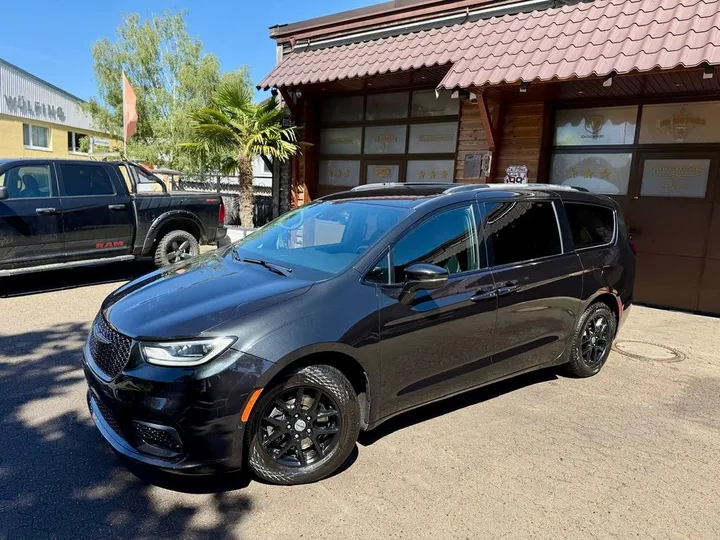 Chrysler Pacifica
