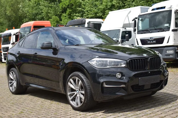 BMW X6 M50