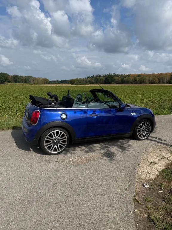 MINI Cooper SD Cabrio