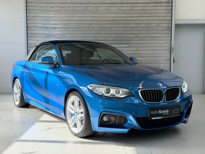 BMW 220