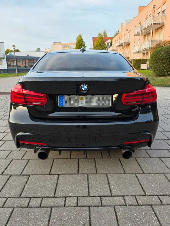 BMW 335