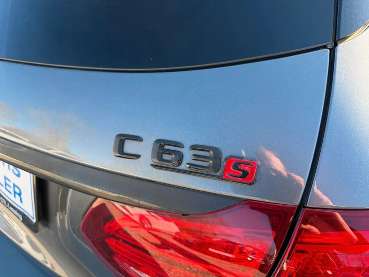 Mercedes-Benz C 63 AMG