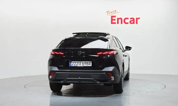 Peugeot 408