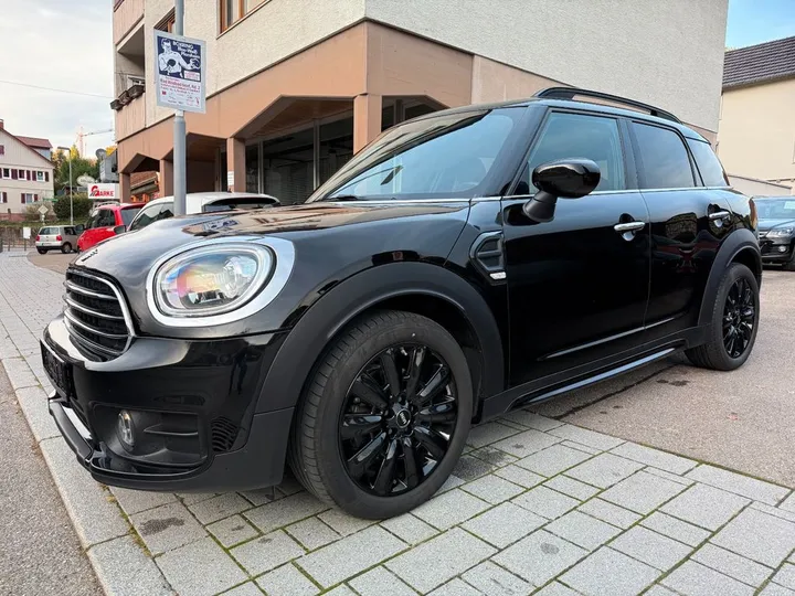 MINI Countryman D (Cooper)