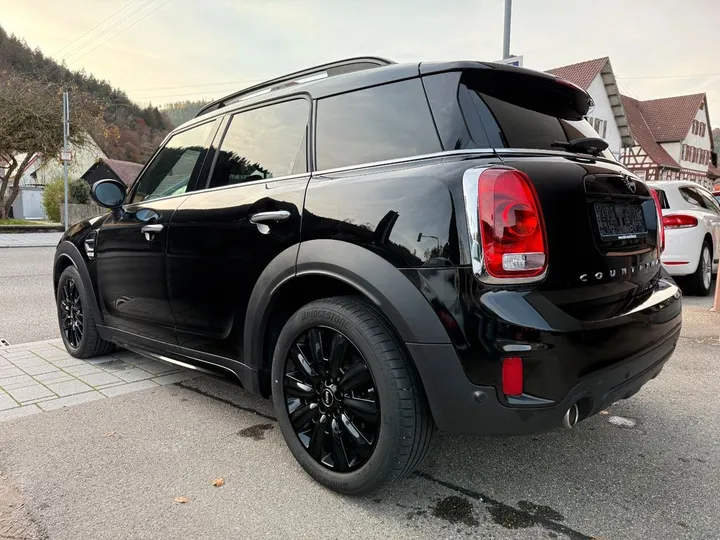 MINI Countryman D (Cooper)