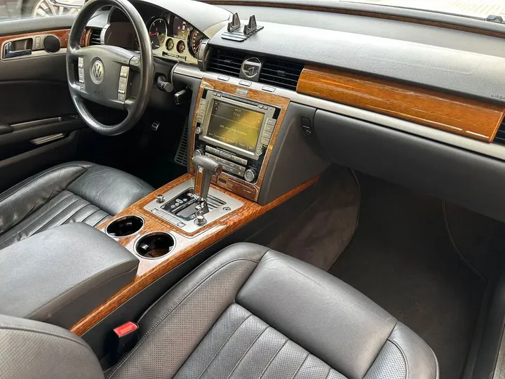 Volkswagen Phaeton