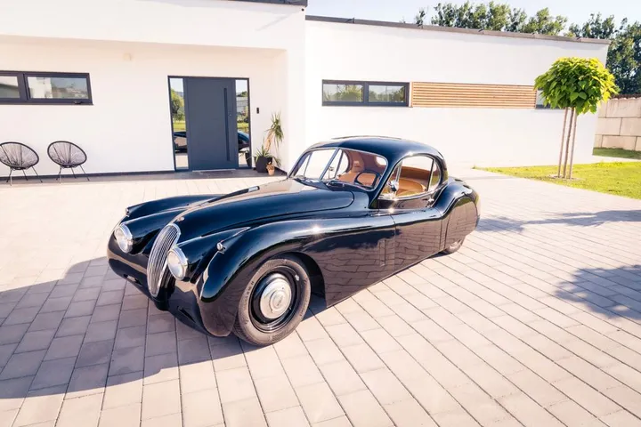 Jaguar XK