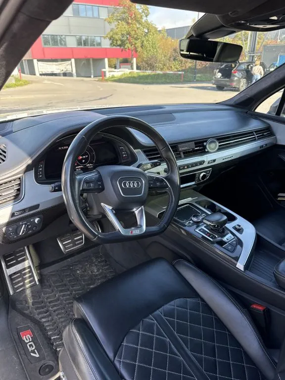 Audi SQ7