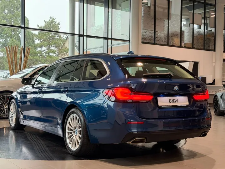 BMW 520