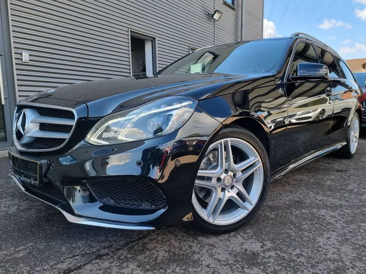 Mercedes-Benz E 220
