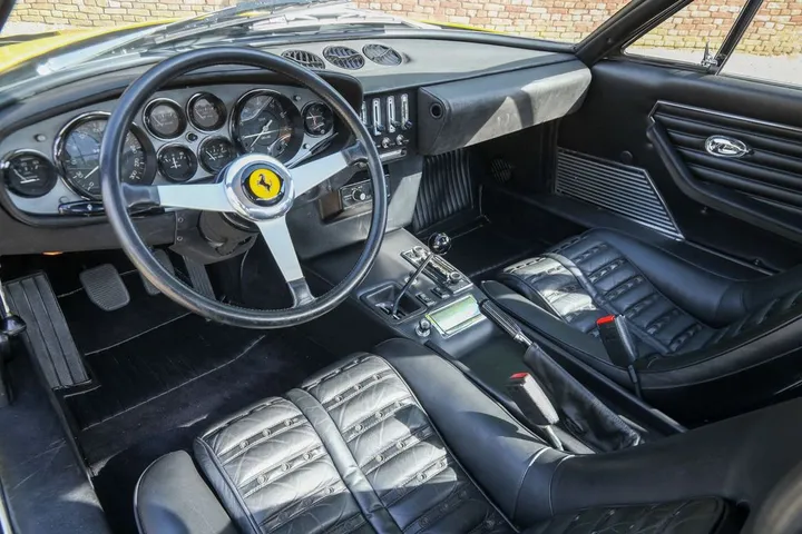 Ferrari 365