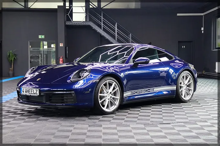 Porsche 911