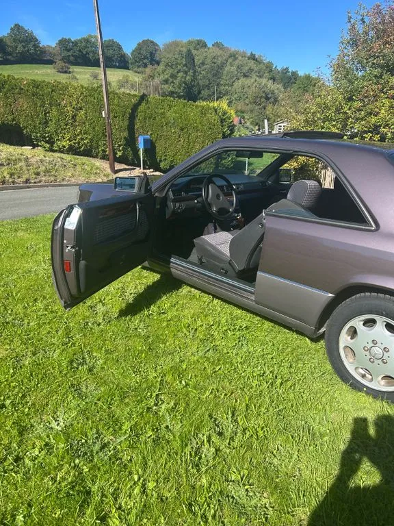 Mercedes-Benz CE 230