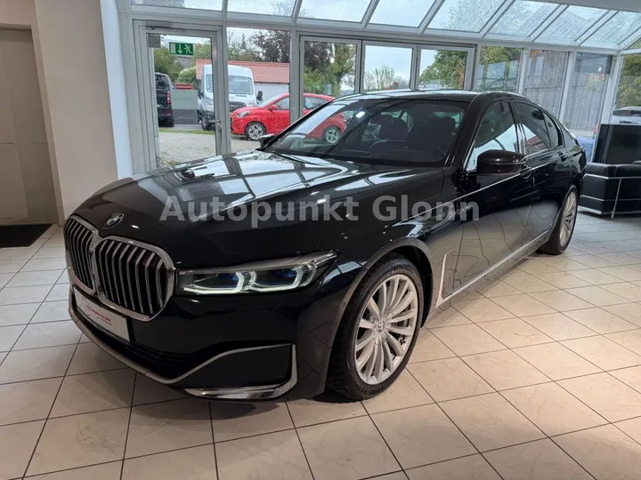 BMW 740