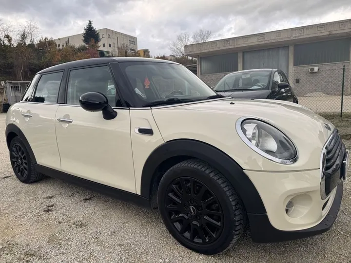 MINI Cooper D