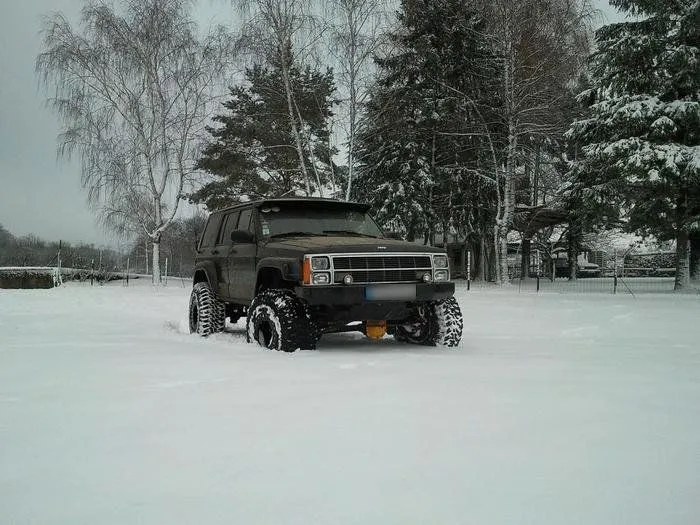 Jeep Cherokee